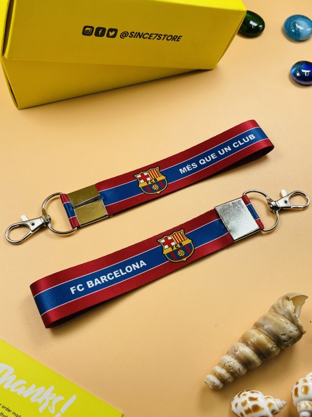 Barcelona Keychain SINCE 7 STORE